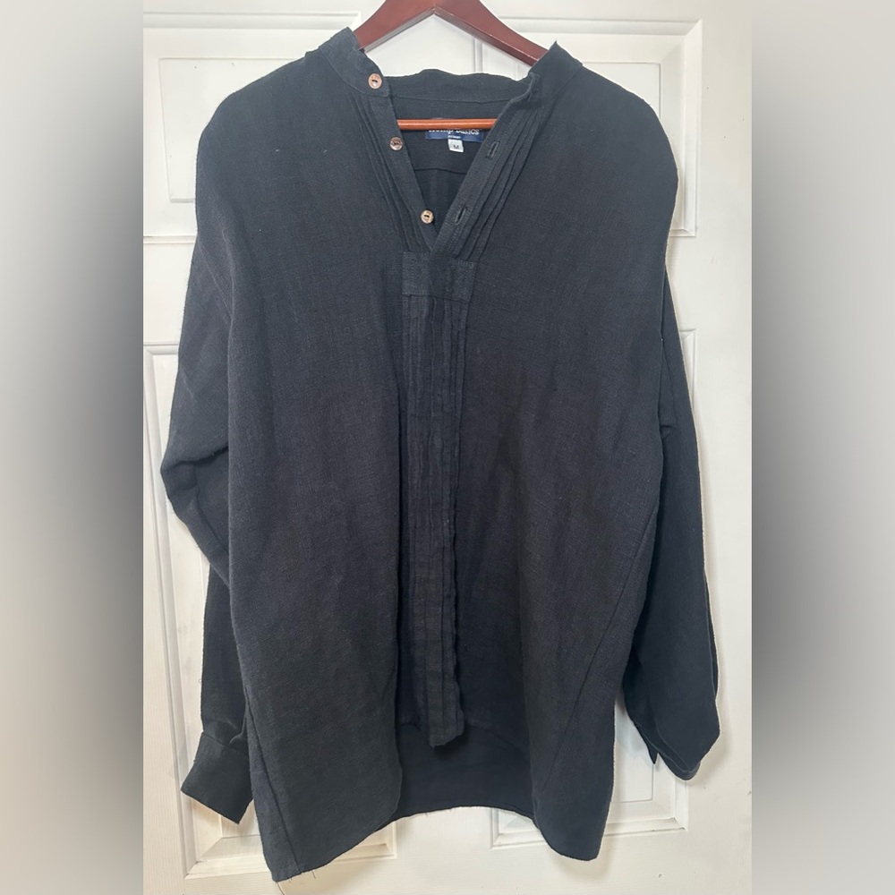 Hemp Basics Black Long Sleeve Black Pleated‎ Front Tunic Shirt Size Medium.